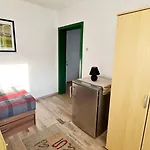 Burger Station - Zimmervermietung Guest house *